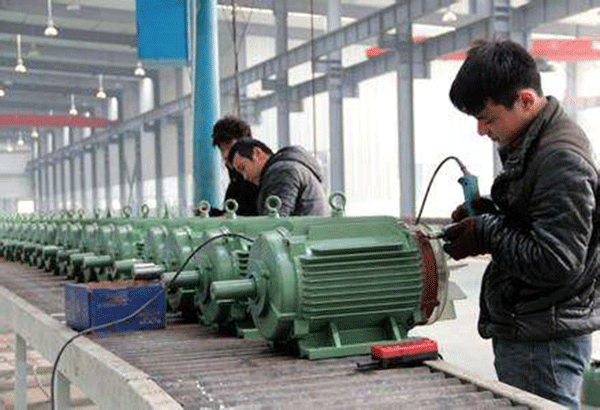 三相異步電動機在運轉(zhuǎn)中突然停止運行是怎么回事？